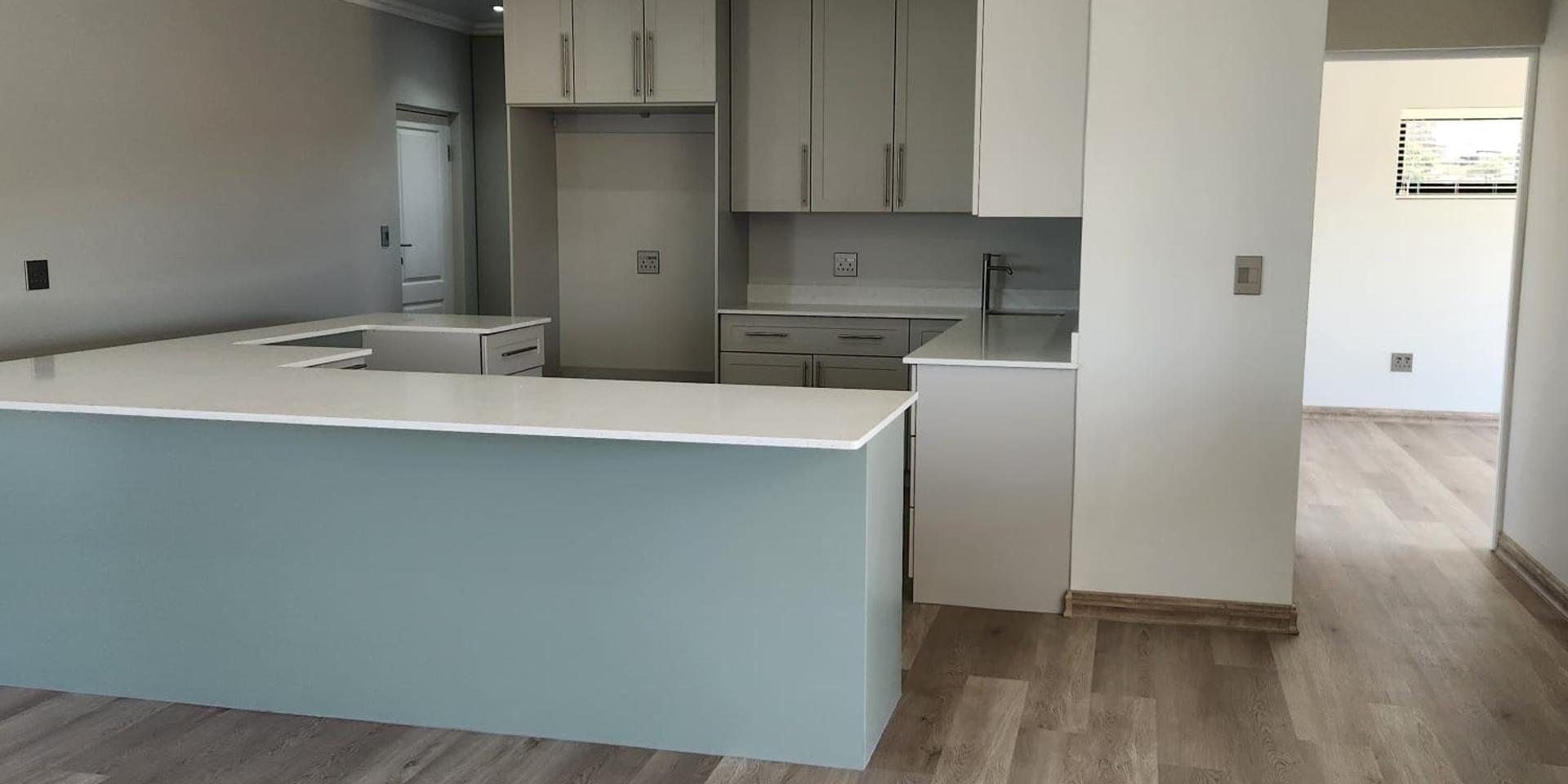 Image 5 of 6