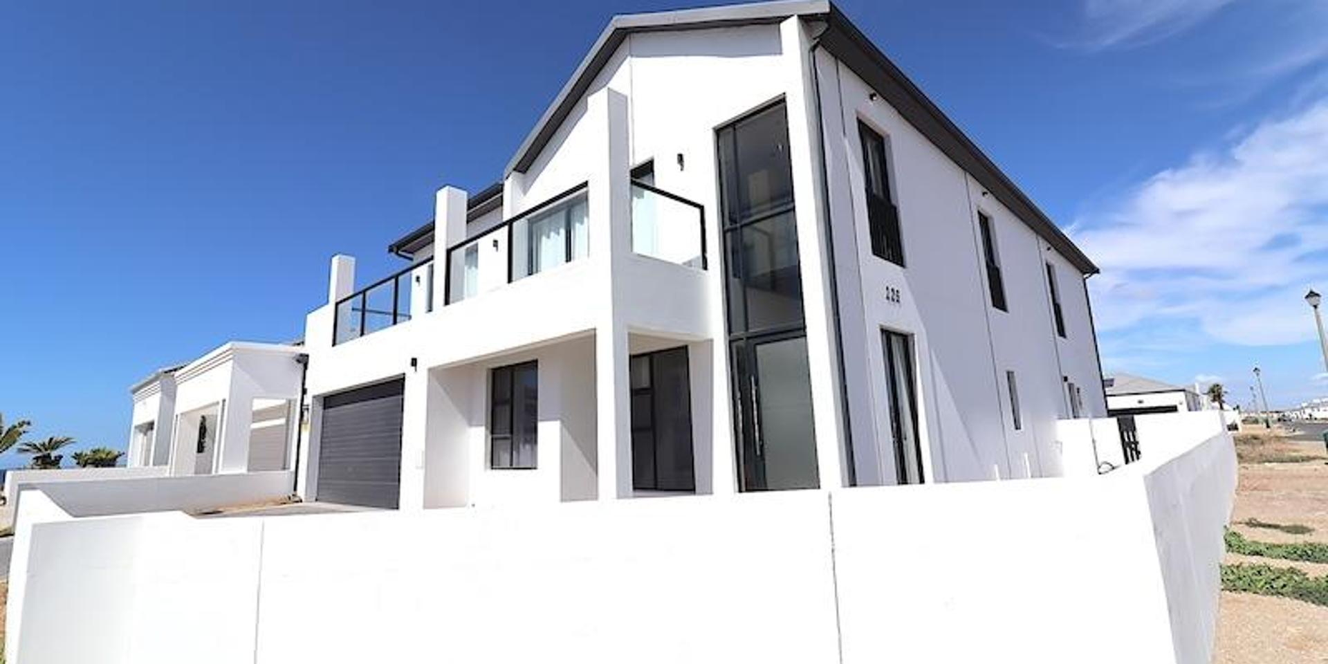 Image 4 of 6