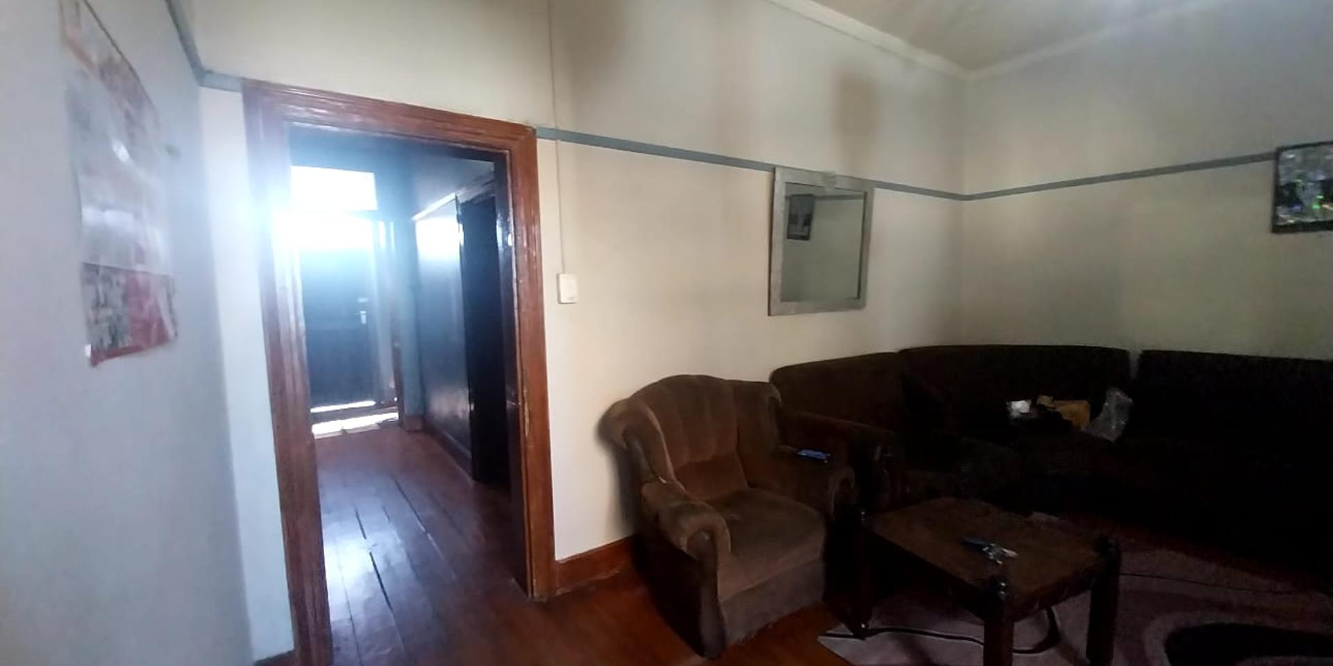 Image 5 of 6