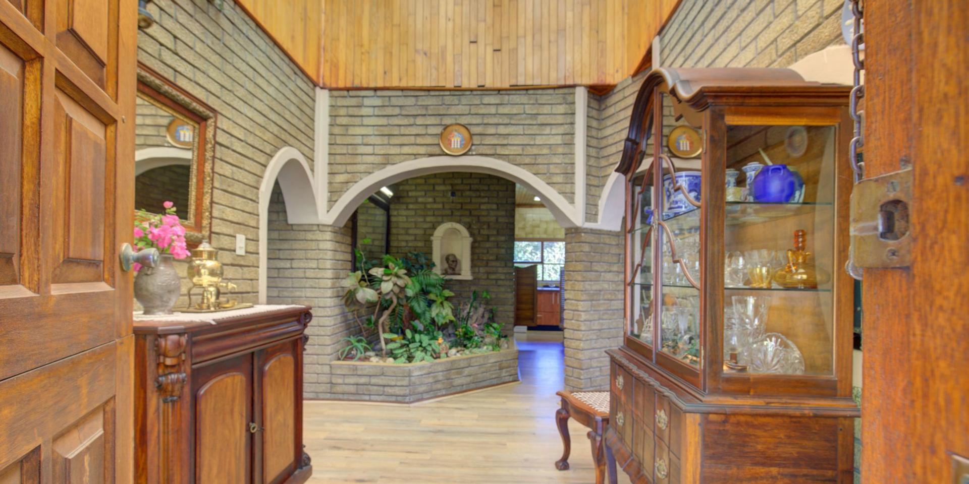 Image 2 of 6