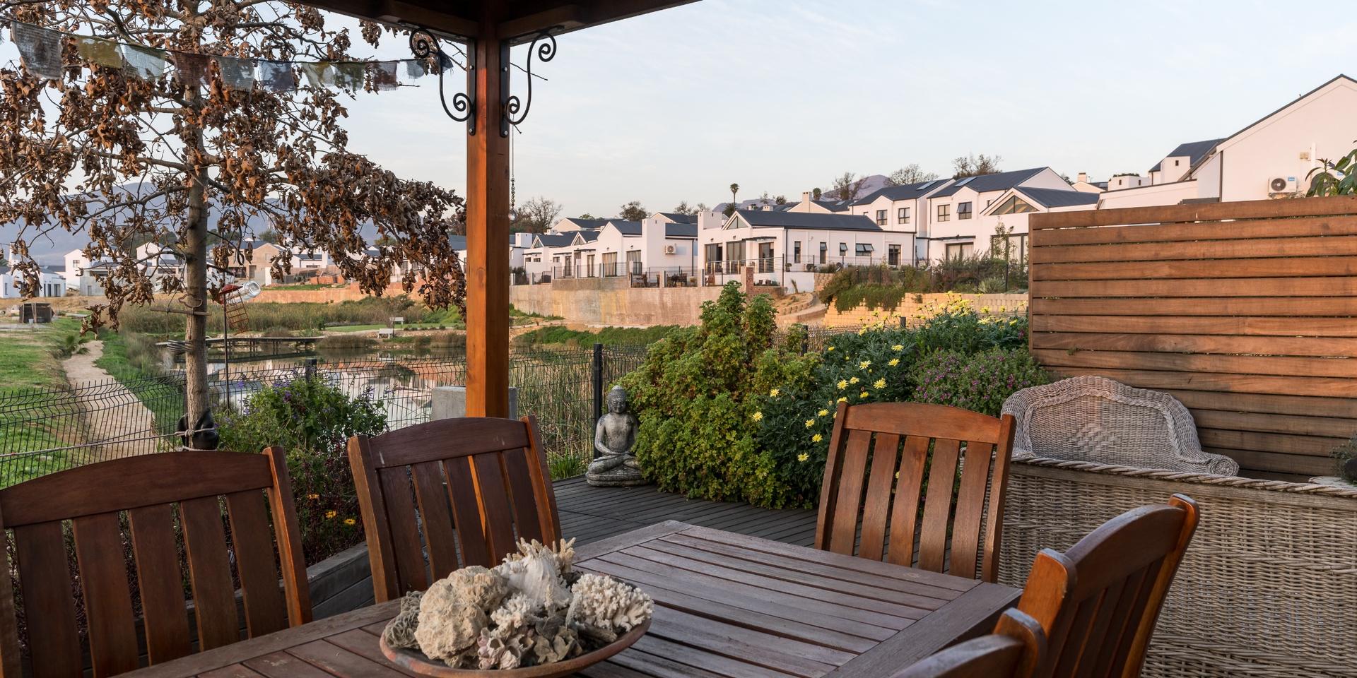 Image 4 of 6