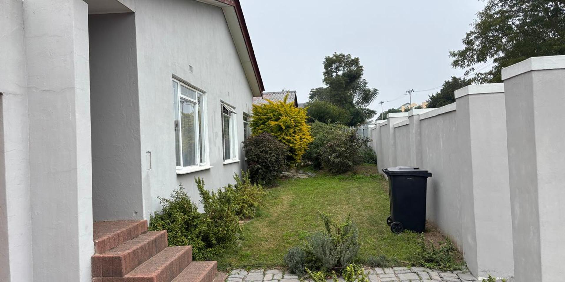 Image 5 of 6