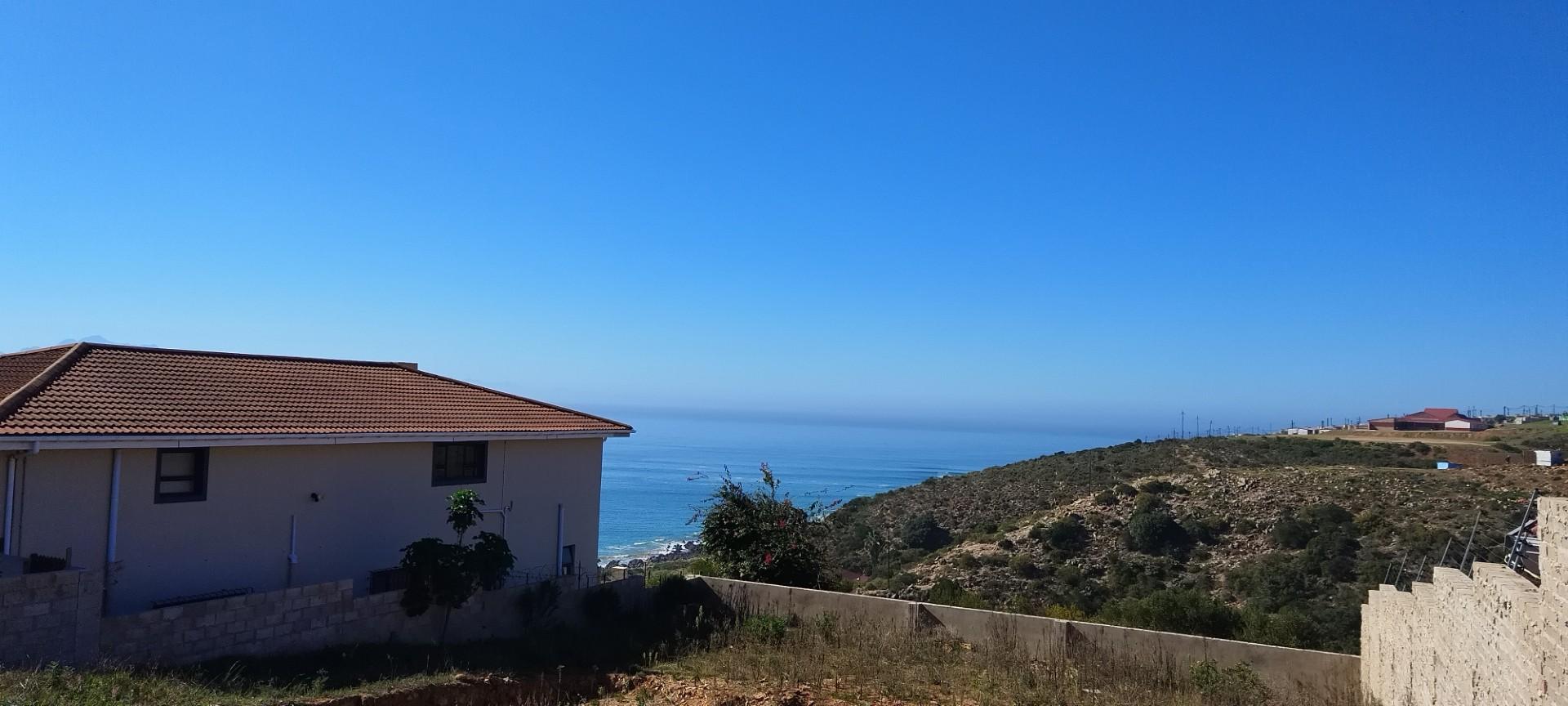 Image 4 of 6