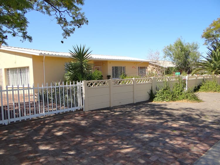 Main property image