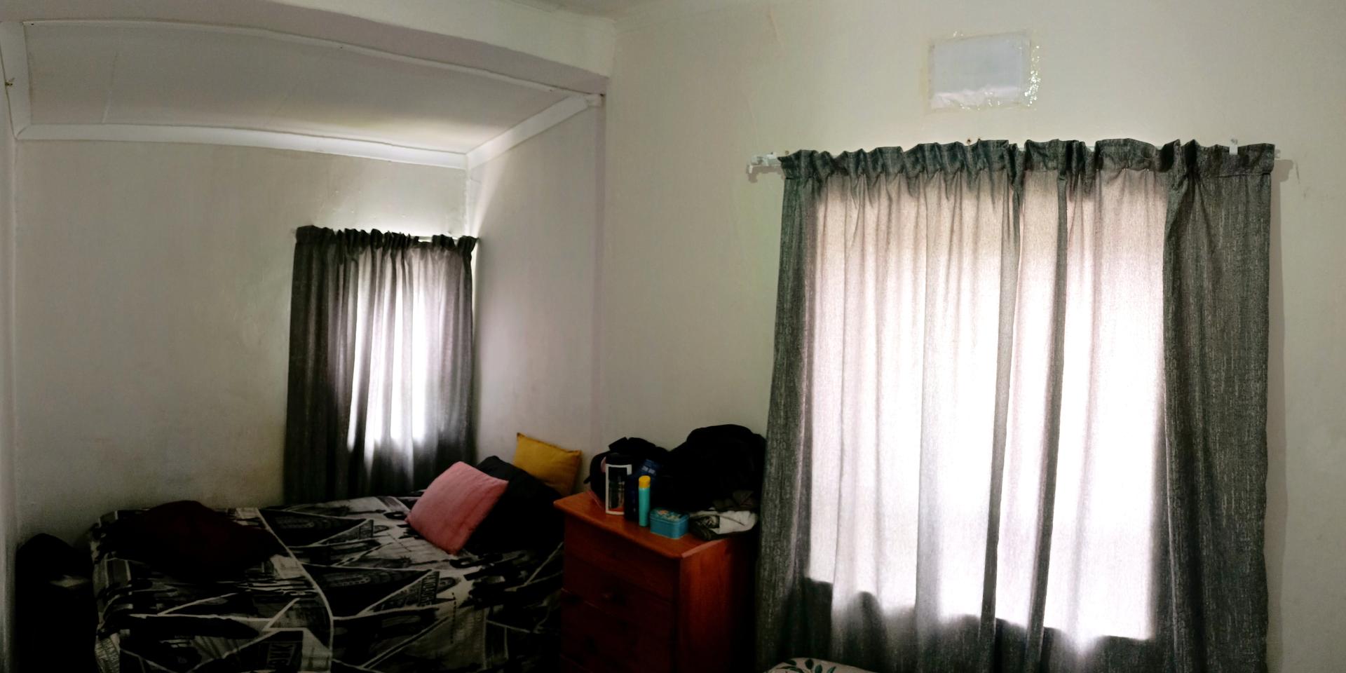 Image 4 of 6