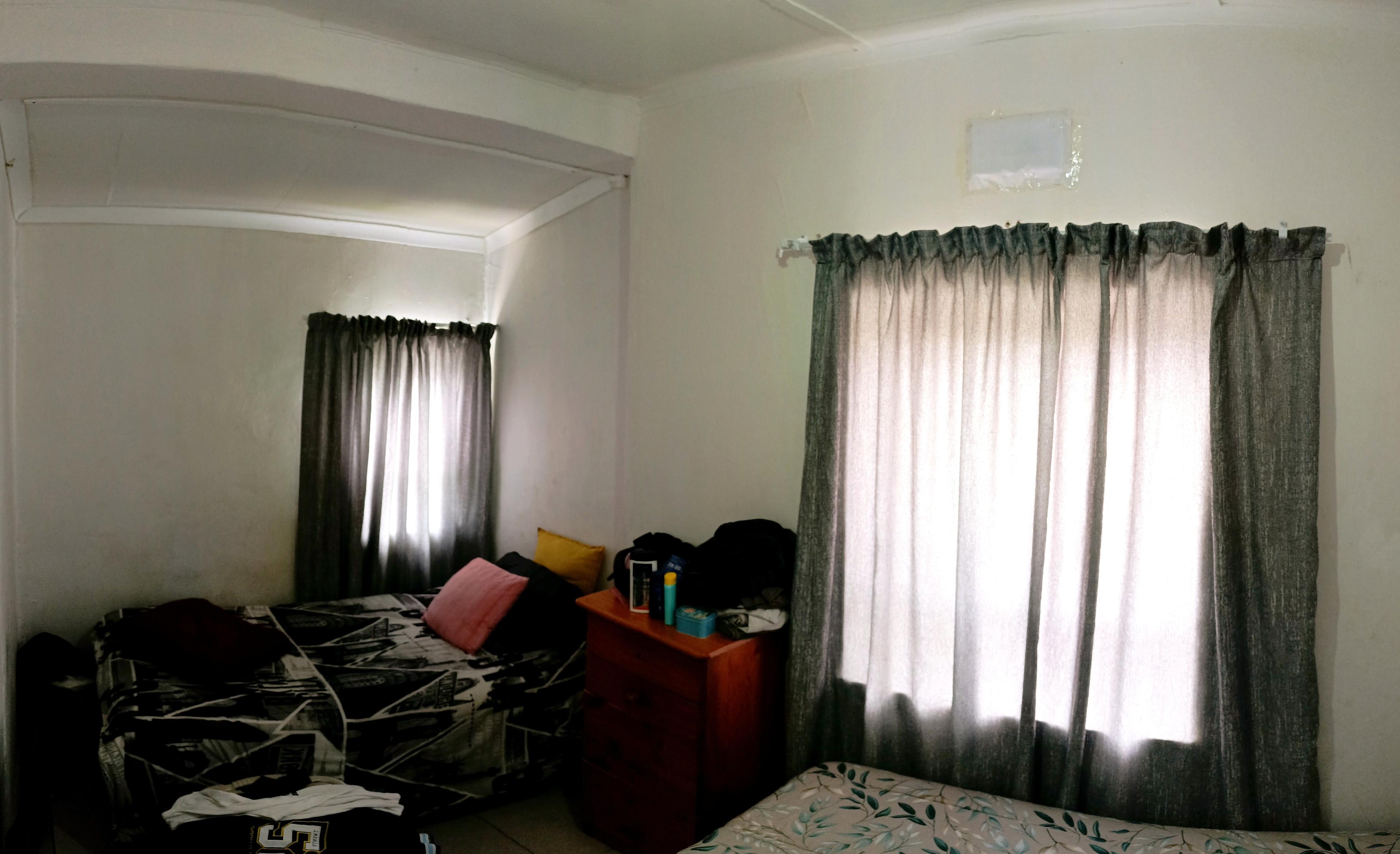 Image 4 of 6