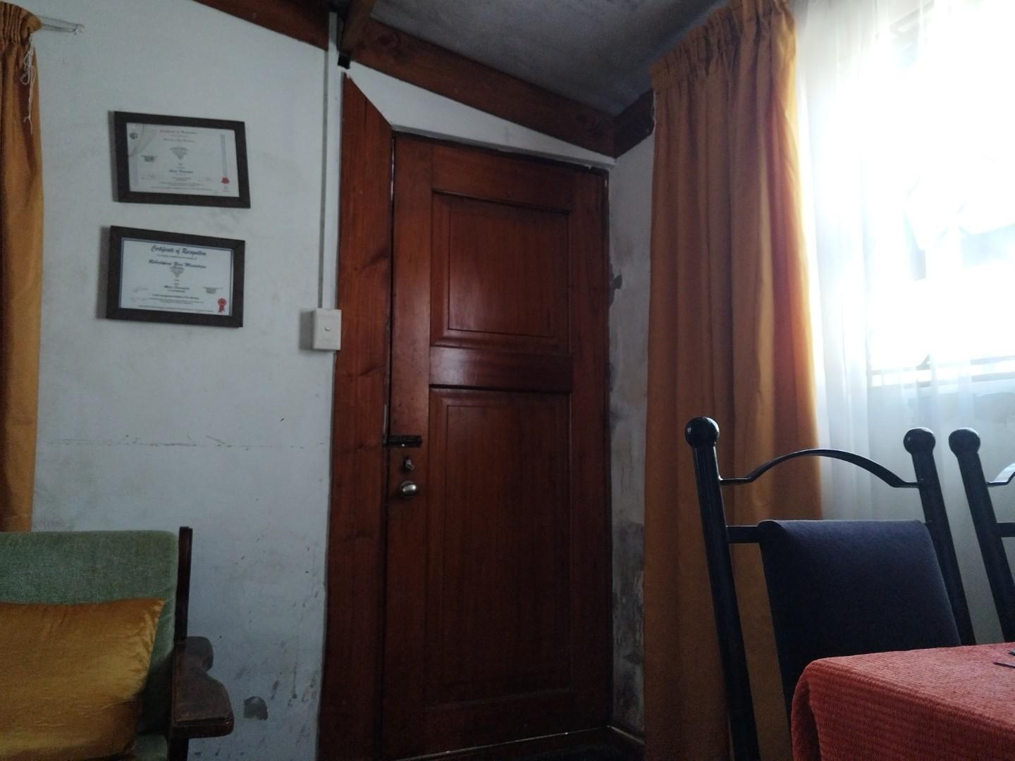 Image 3 of 6
