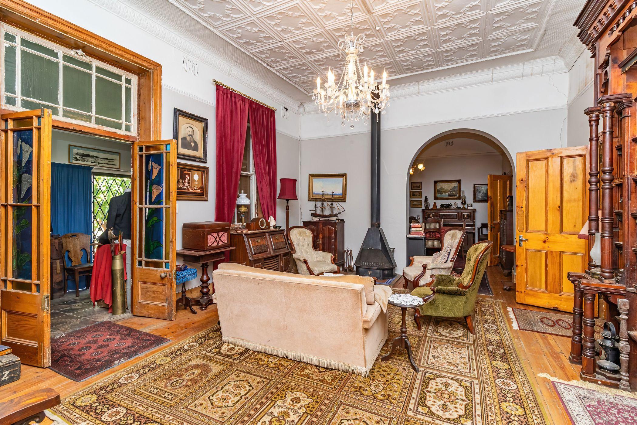 Image 3 of 6