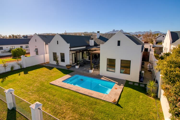 Main property image