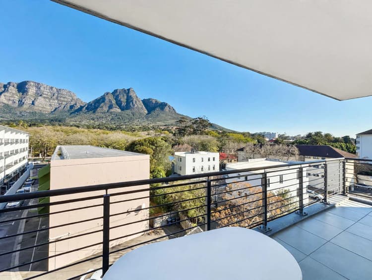 Main property image