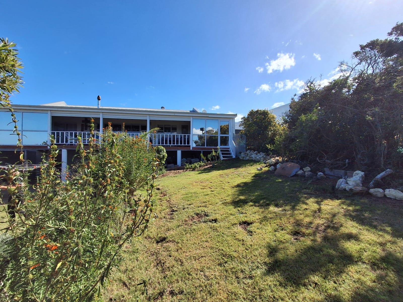 Image 2 of 6