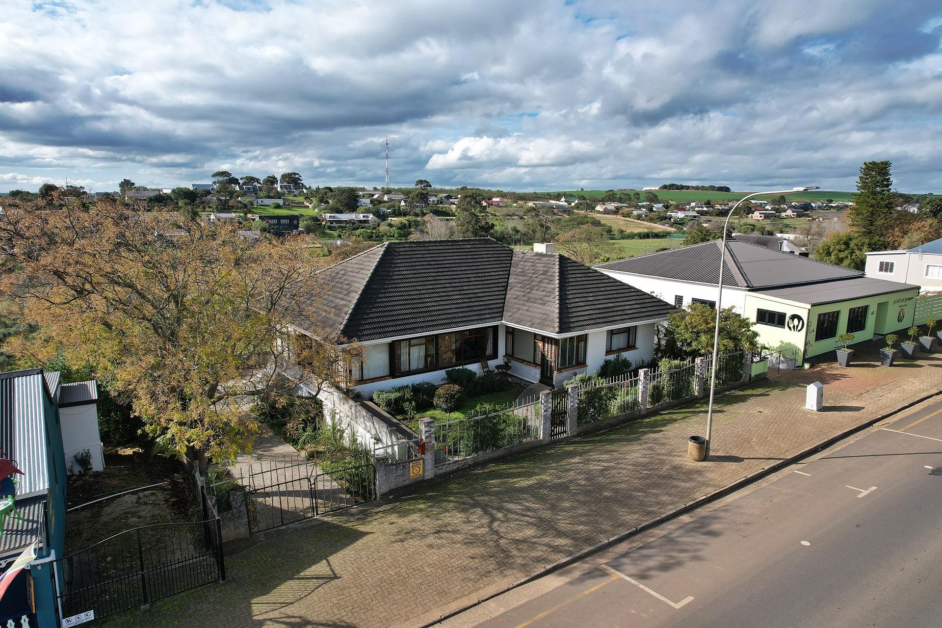 Image 2 of 6