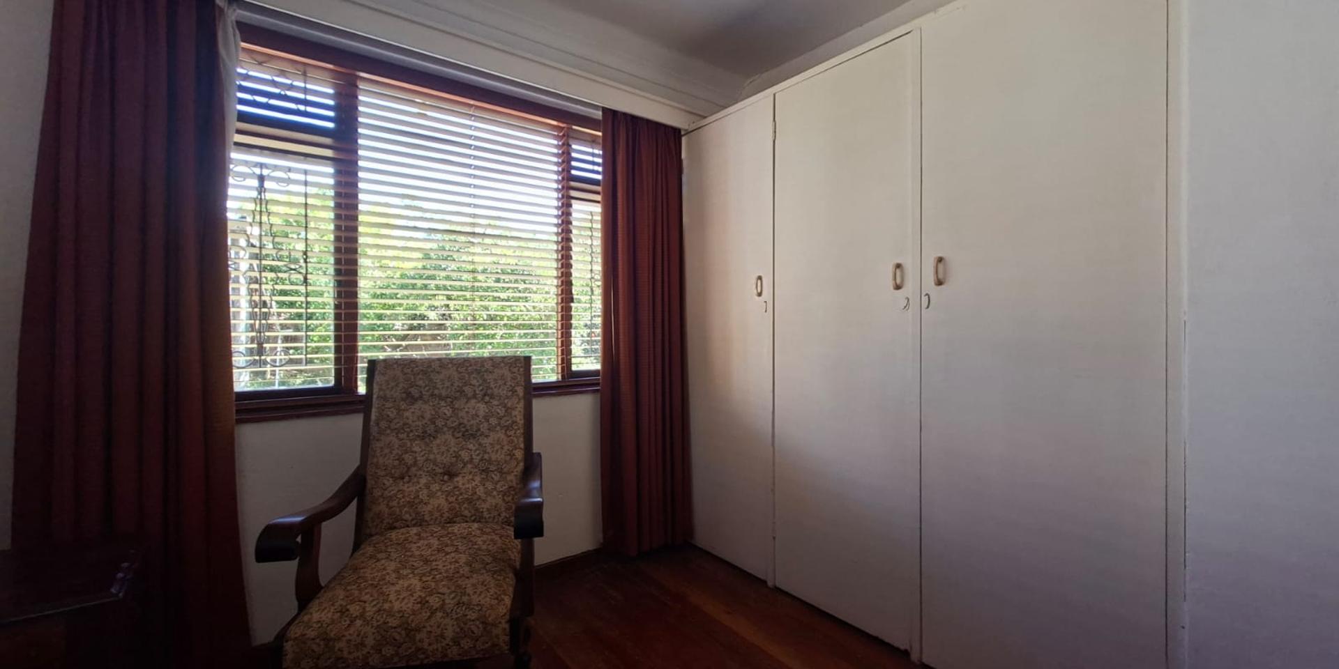 Image 5 of 6