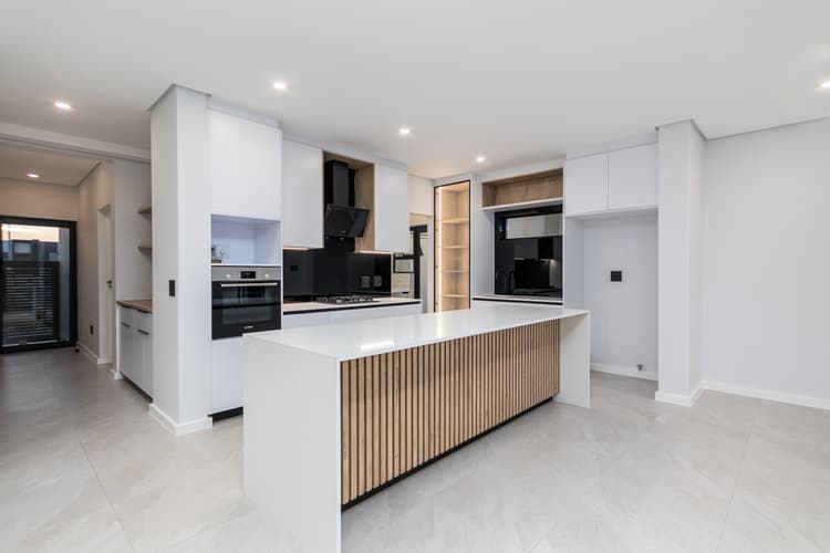 Main property image