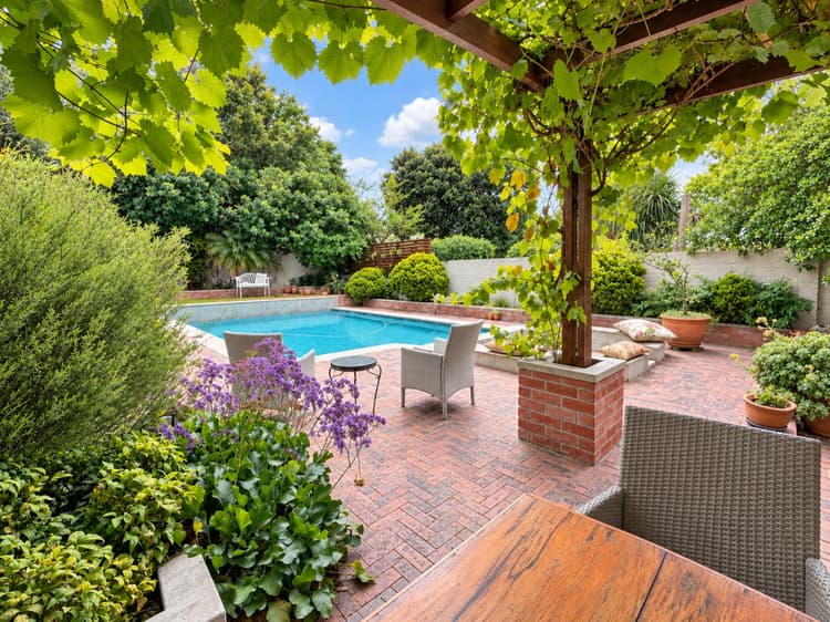 Main property image