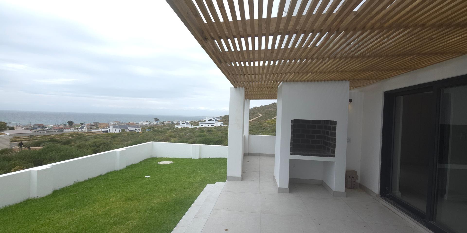 Image 3 of 6