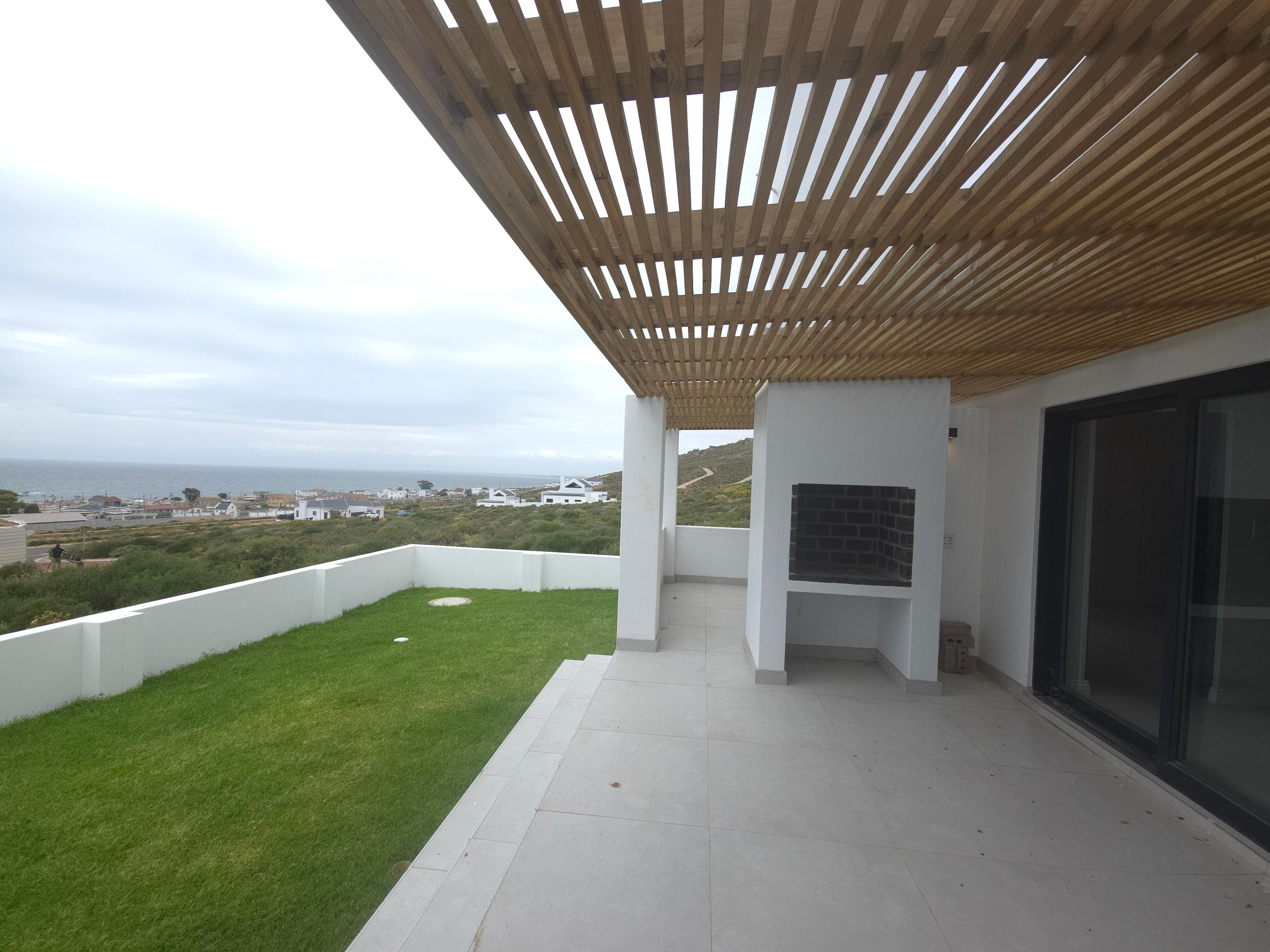 Image 3 of 6