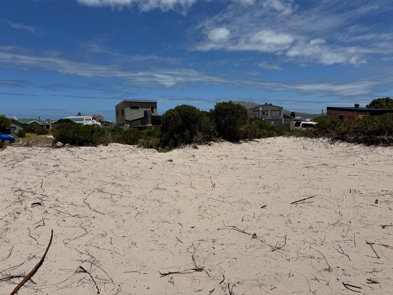 Image 4 of 6