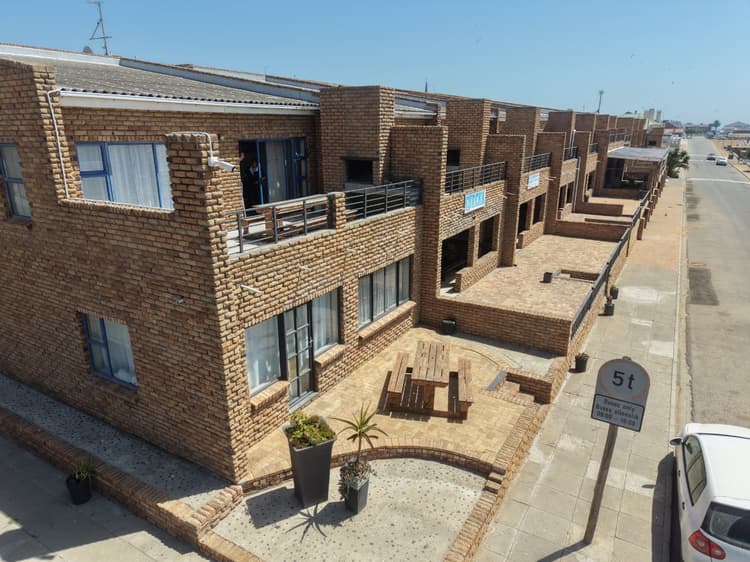 Main property image