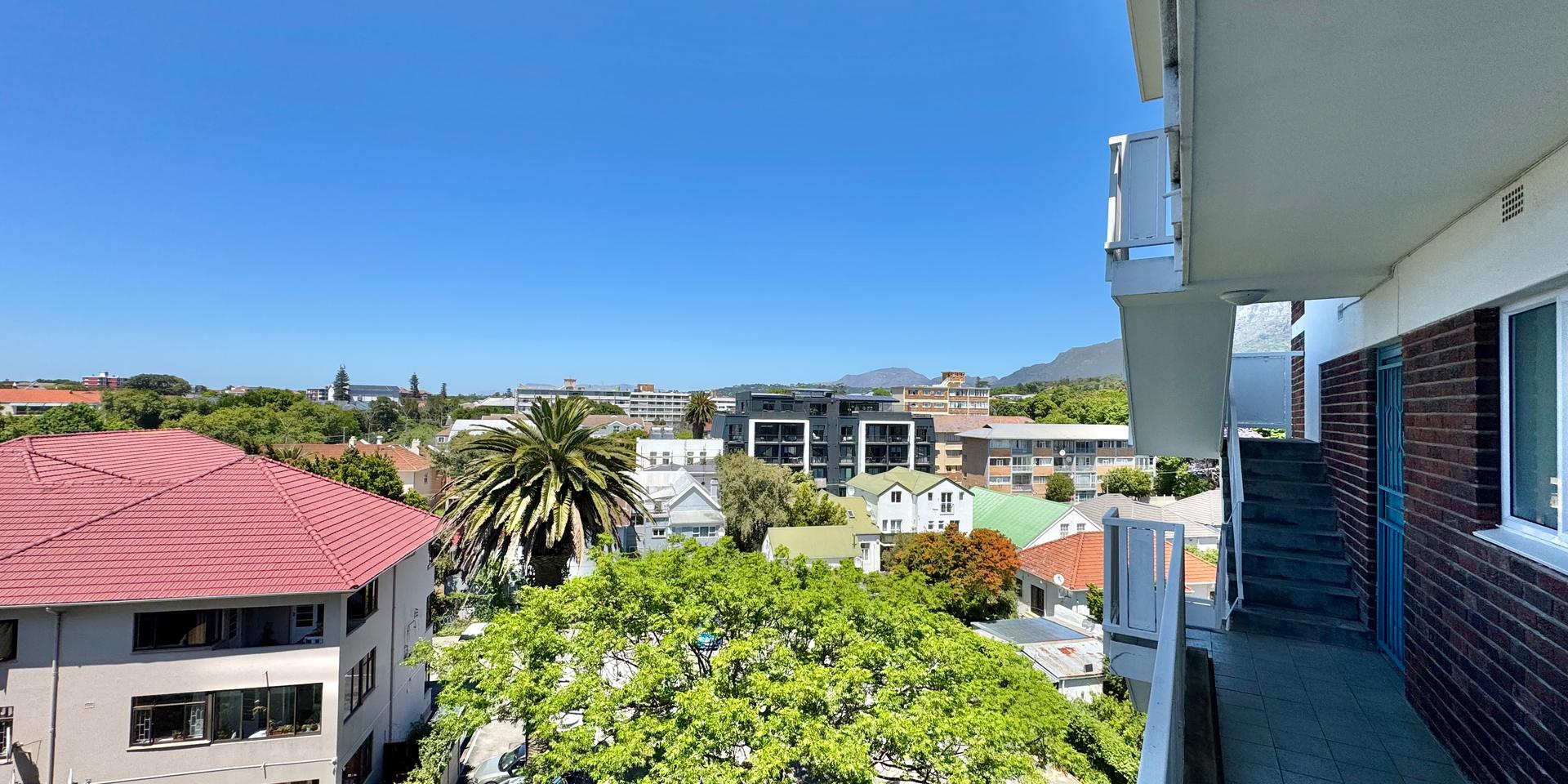 Image 2 of 6