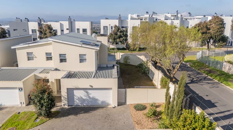 Main property image