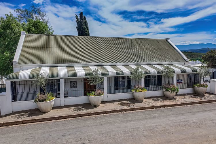 Main property image