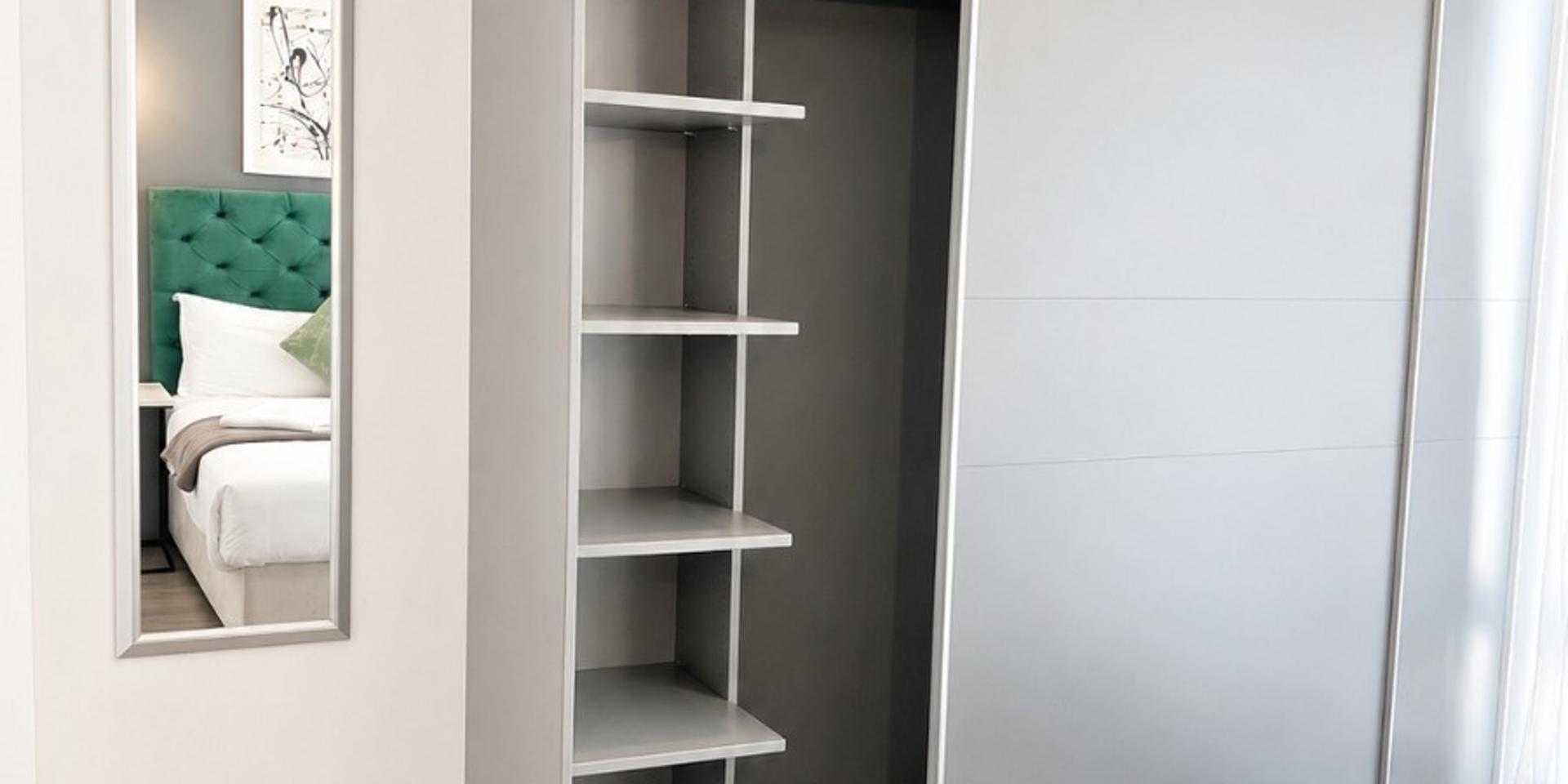 Image 5 of 6