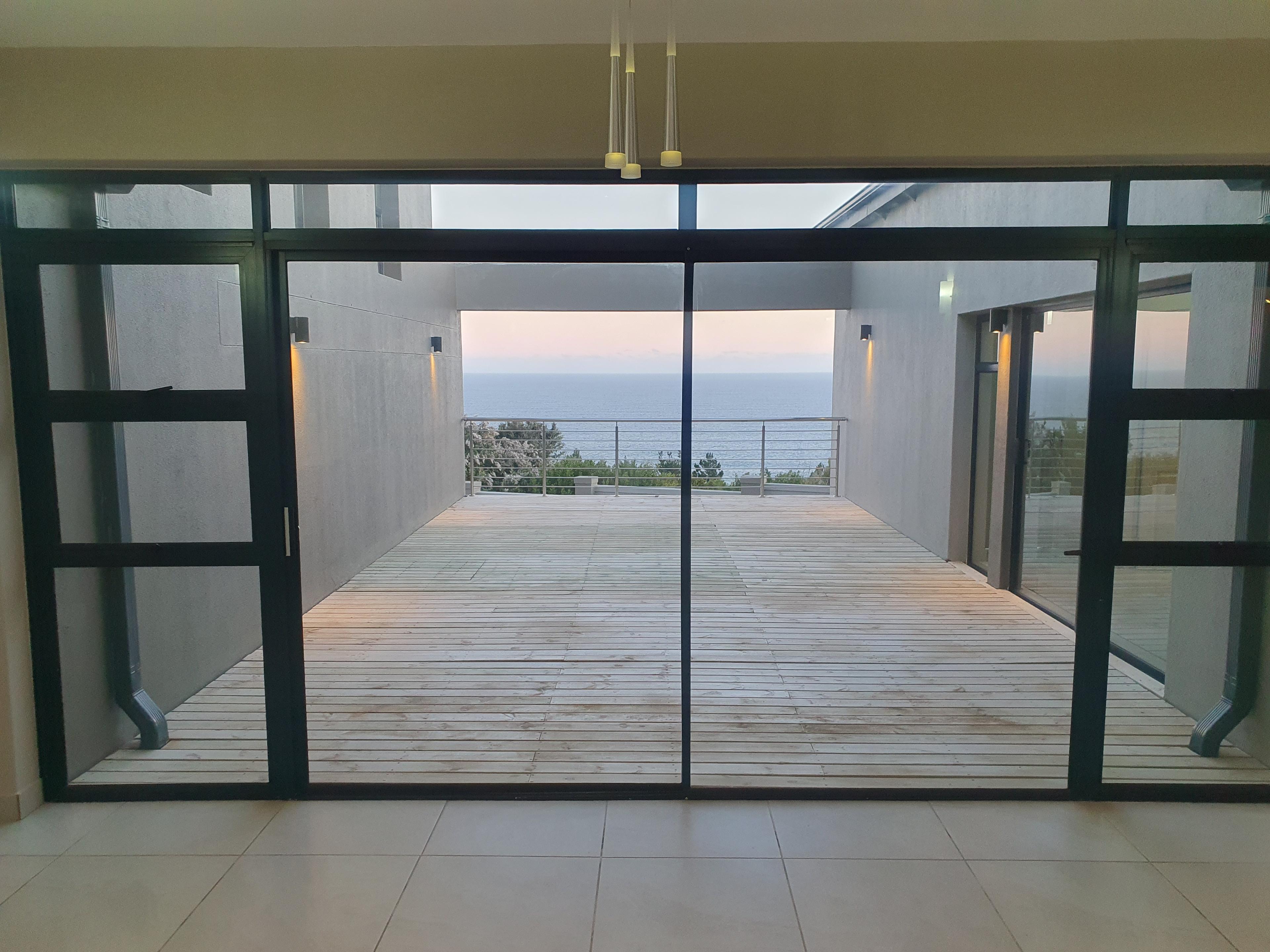 Image 4 of 6