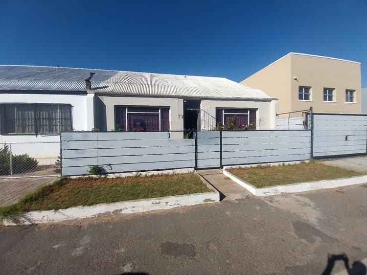 Main property image