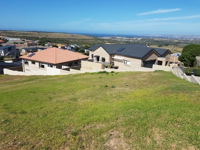 Image 4 of 6