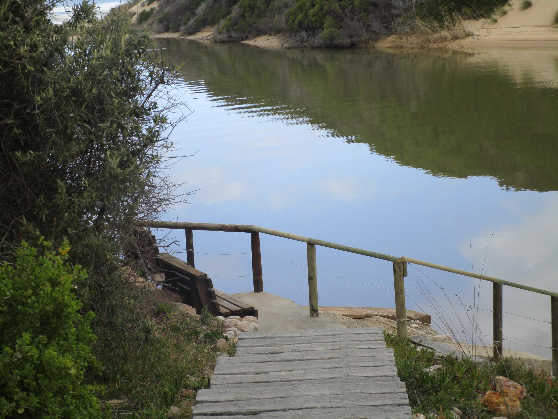 Image 3 of 6