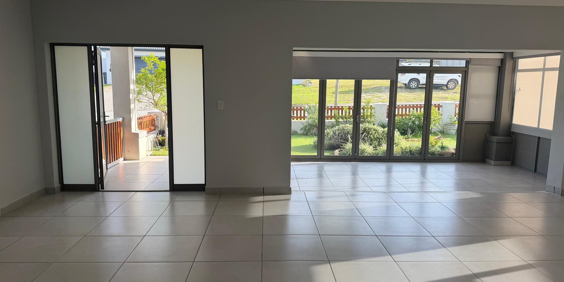 Image 4 of 6
