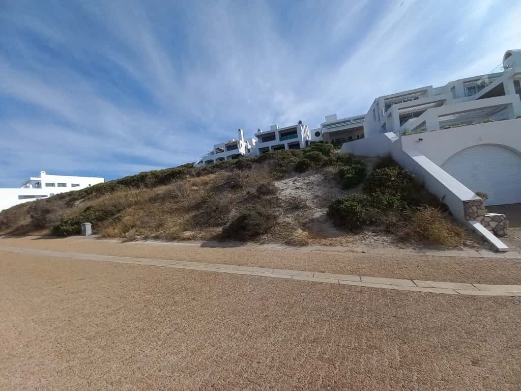 Image 4 of 6