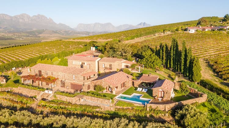 Main property image