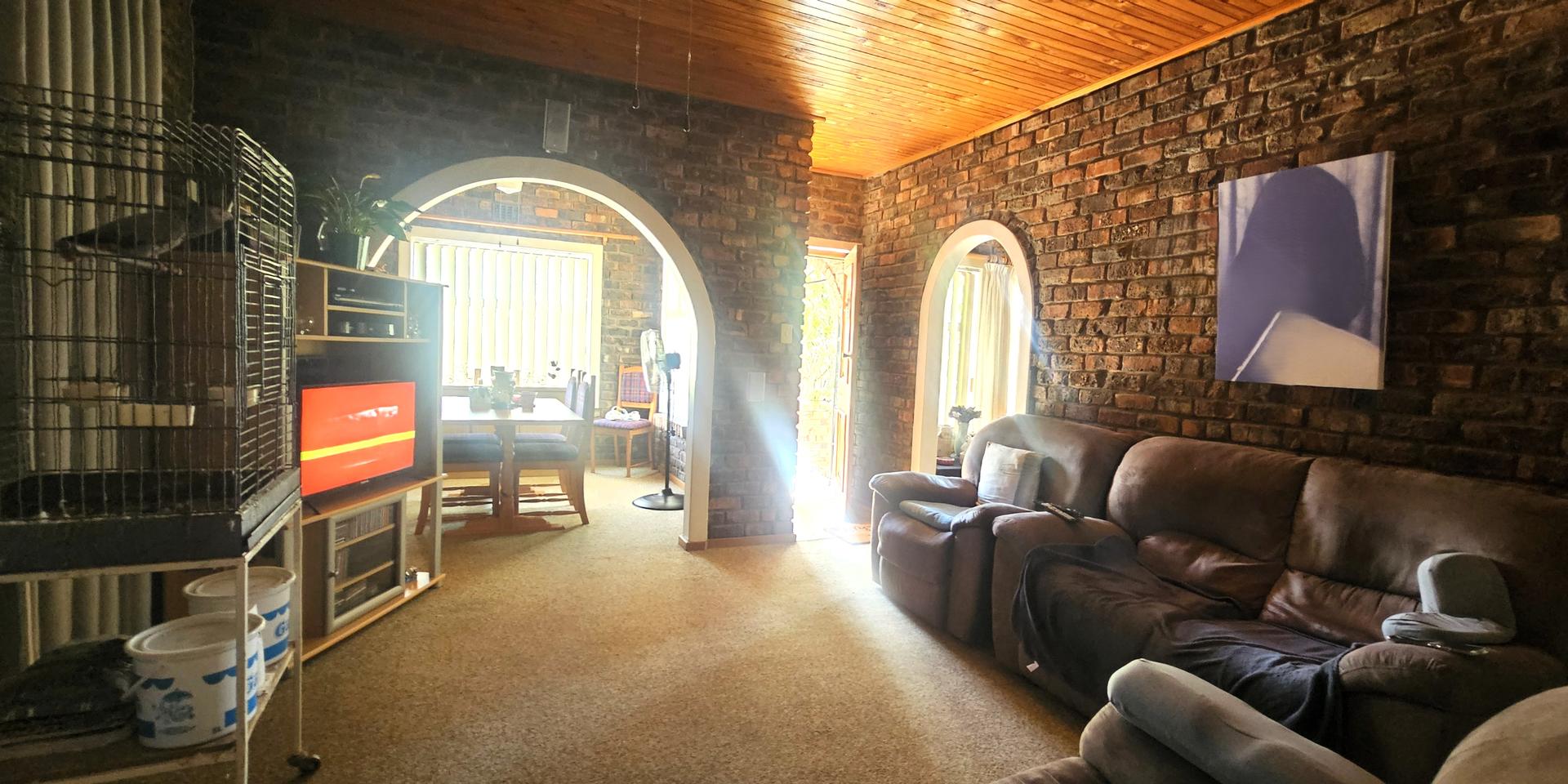 Image 5 of 6
