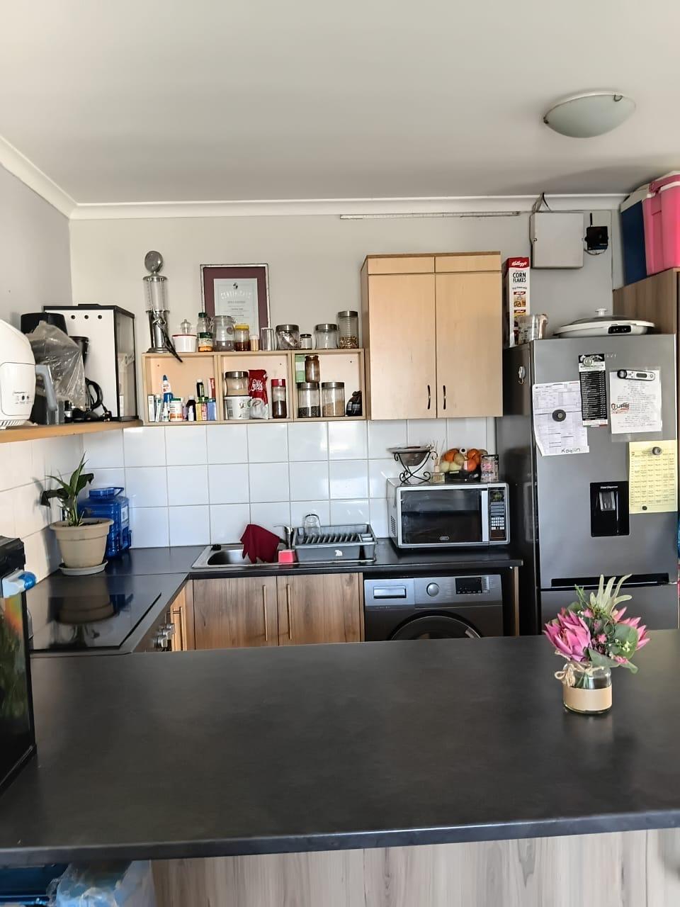 Image 5 of 6
