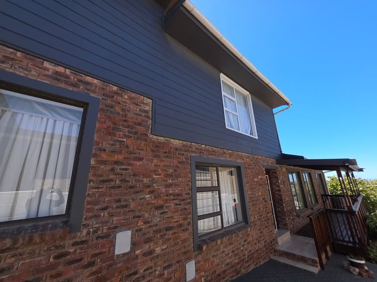 Main property image