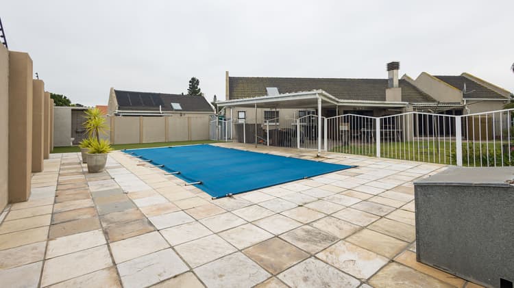 Main property image