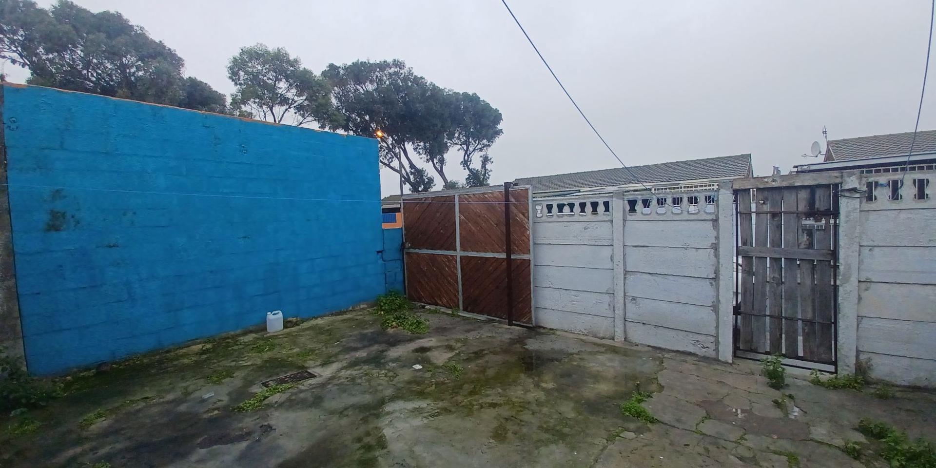 Image 5 of 6