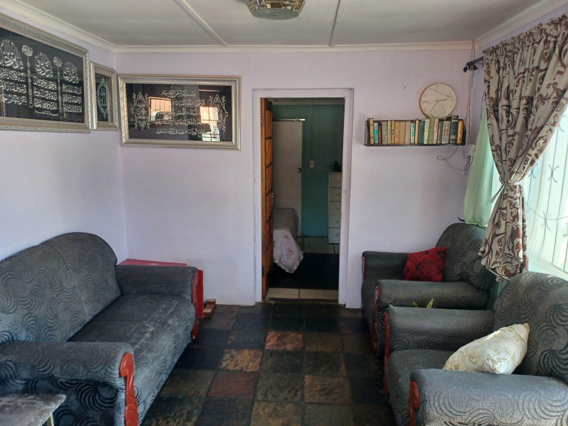Image 5 of 6