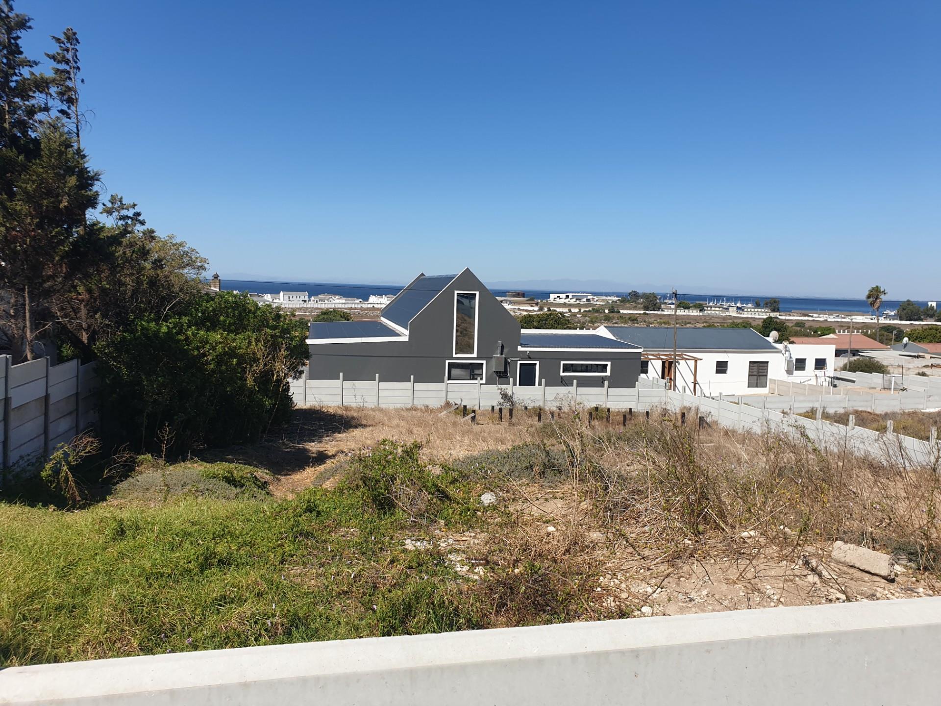 Image 2 of 6
