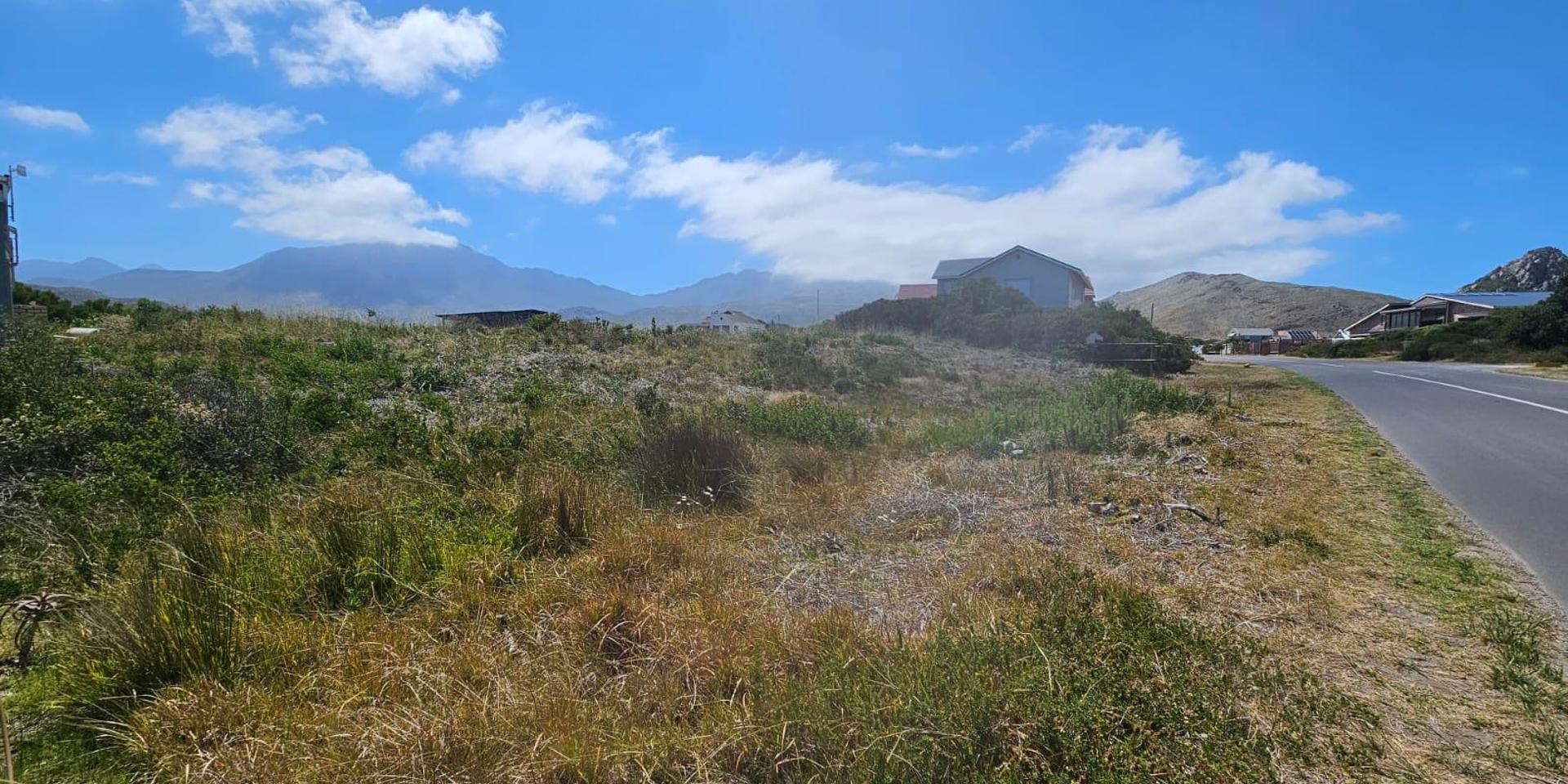 Image 2 of 6