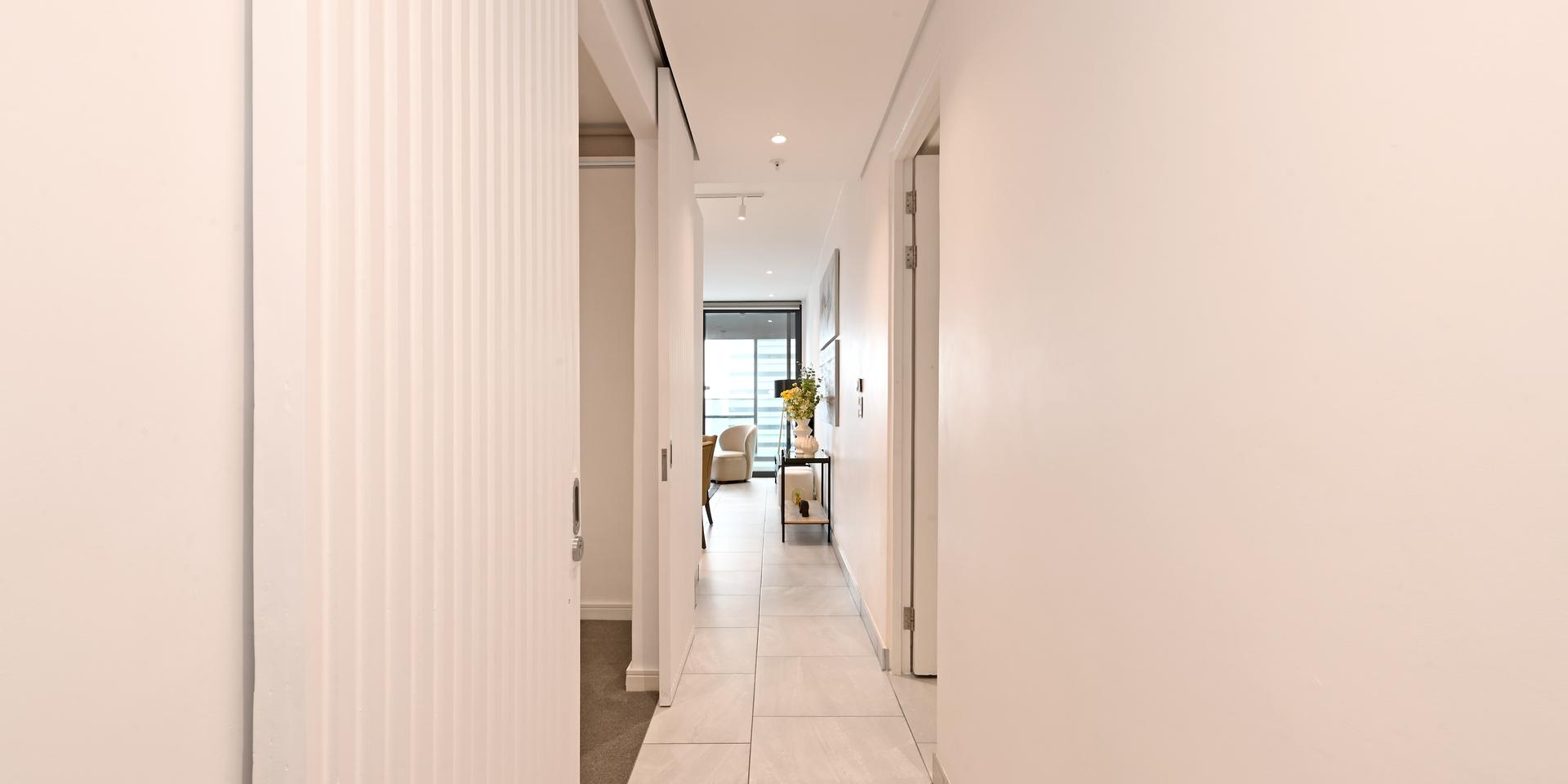 Image 5 of 6