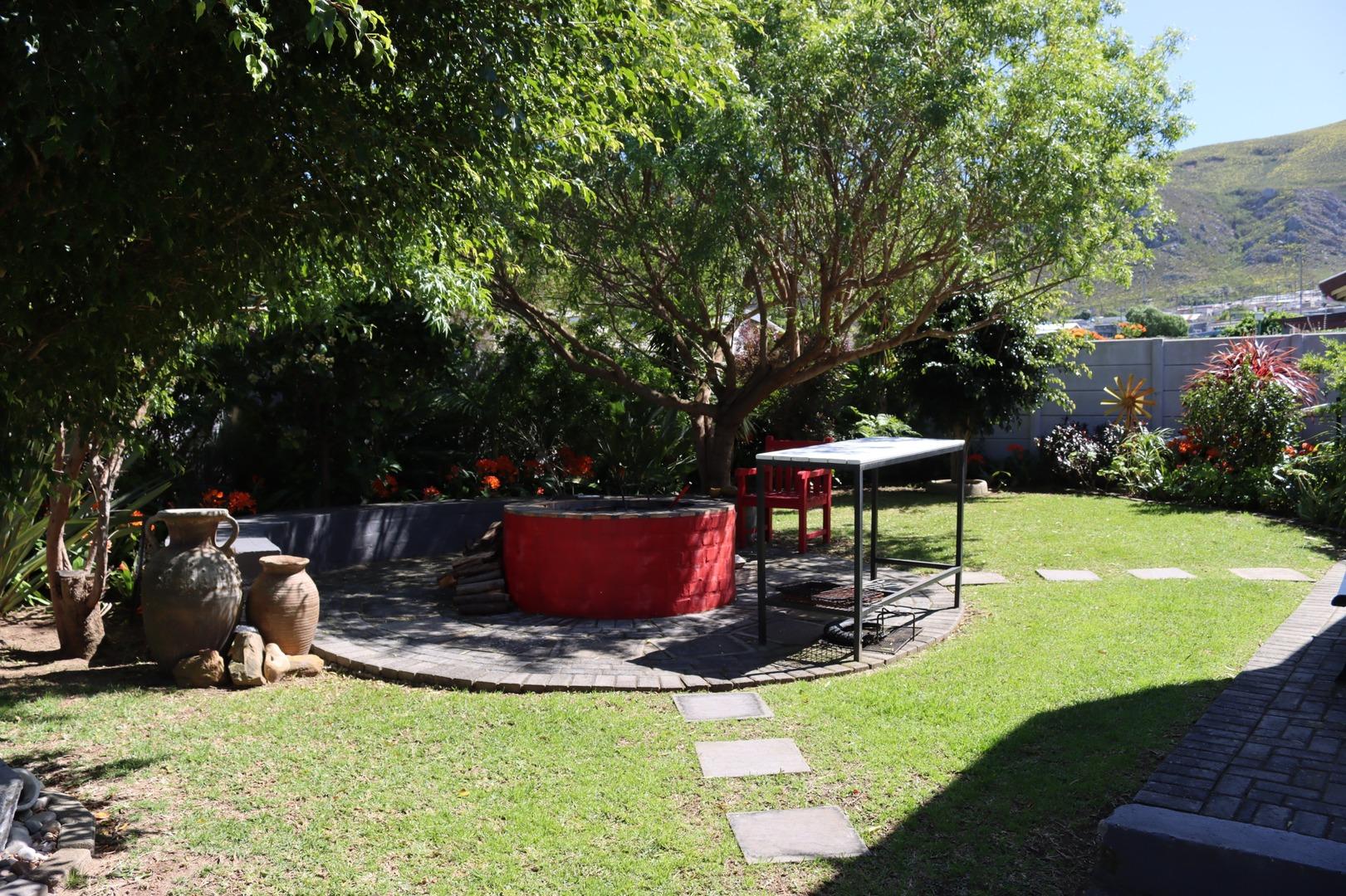 Image 5 of 6