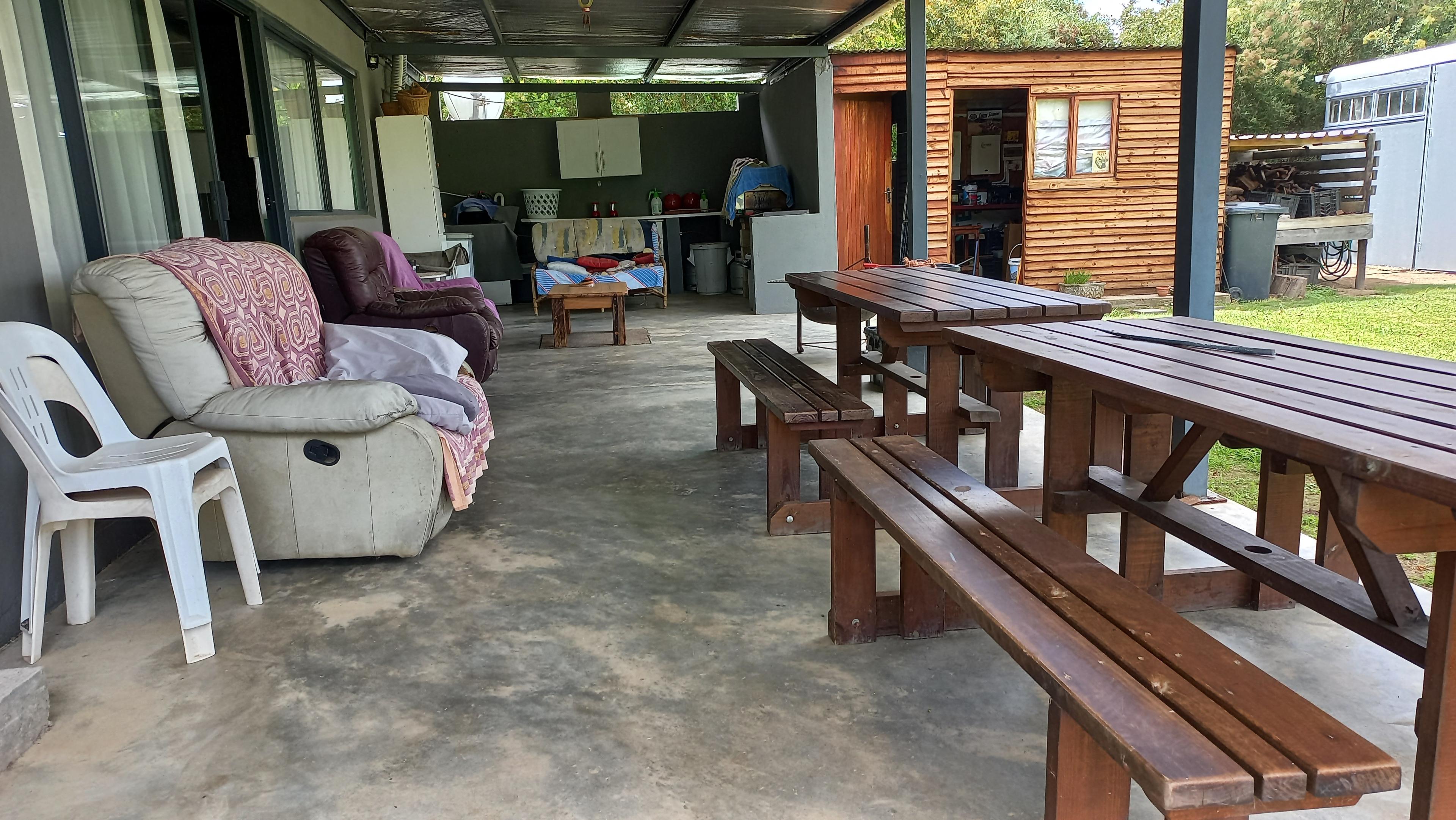 Image 4 of 6