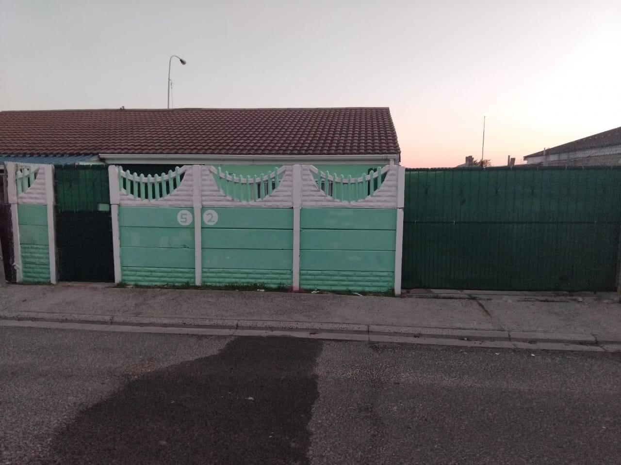 Image 2 of 6