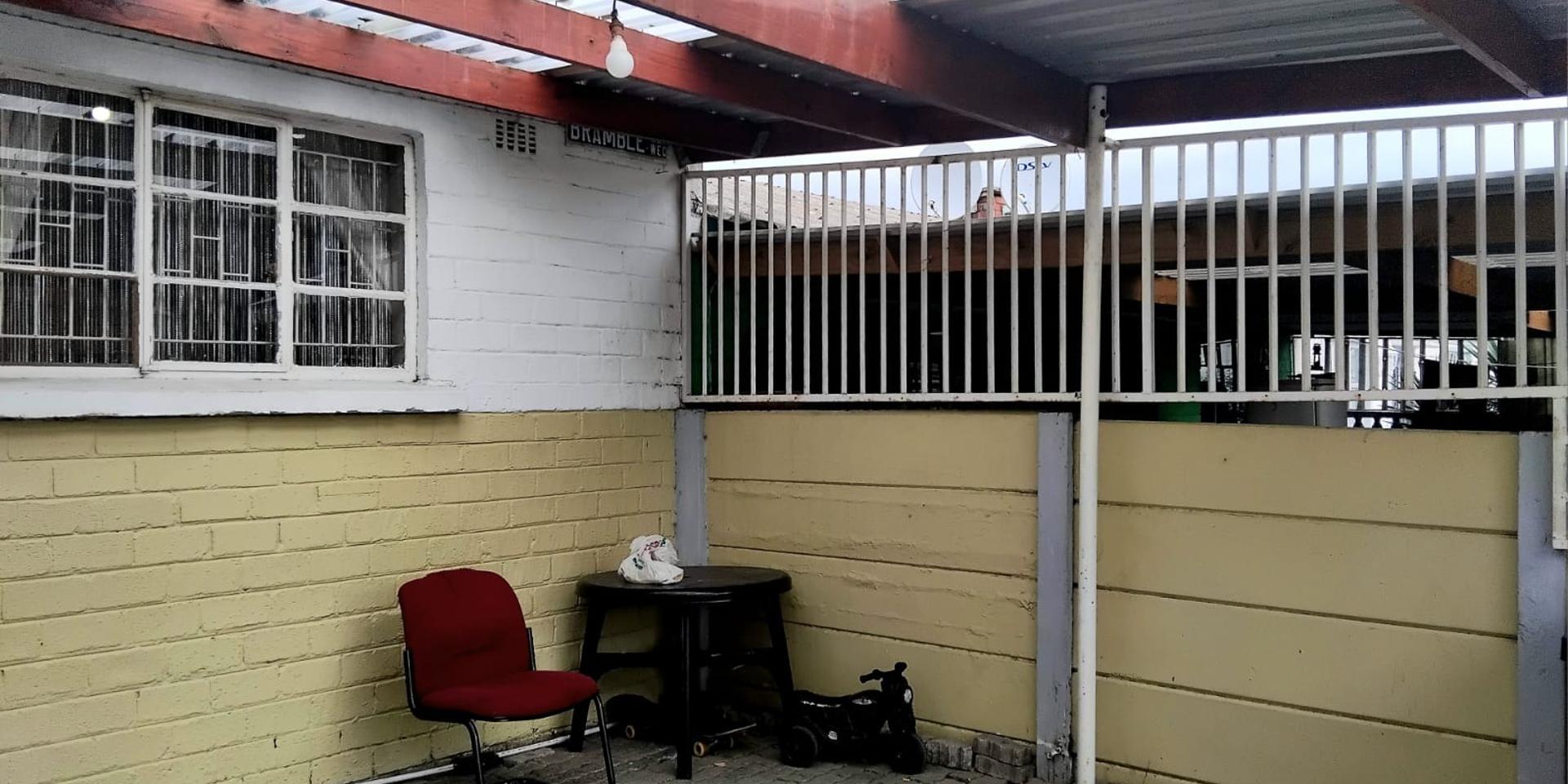 Image 1 of 6