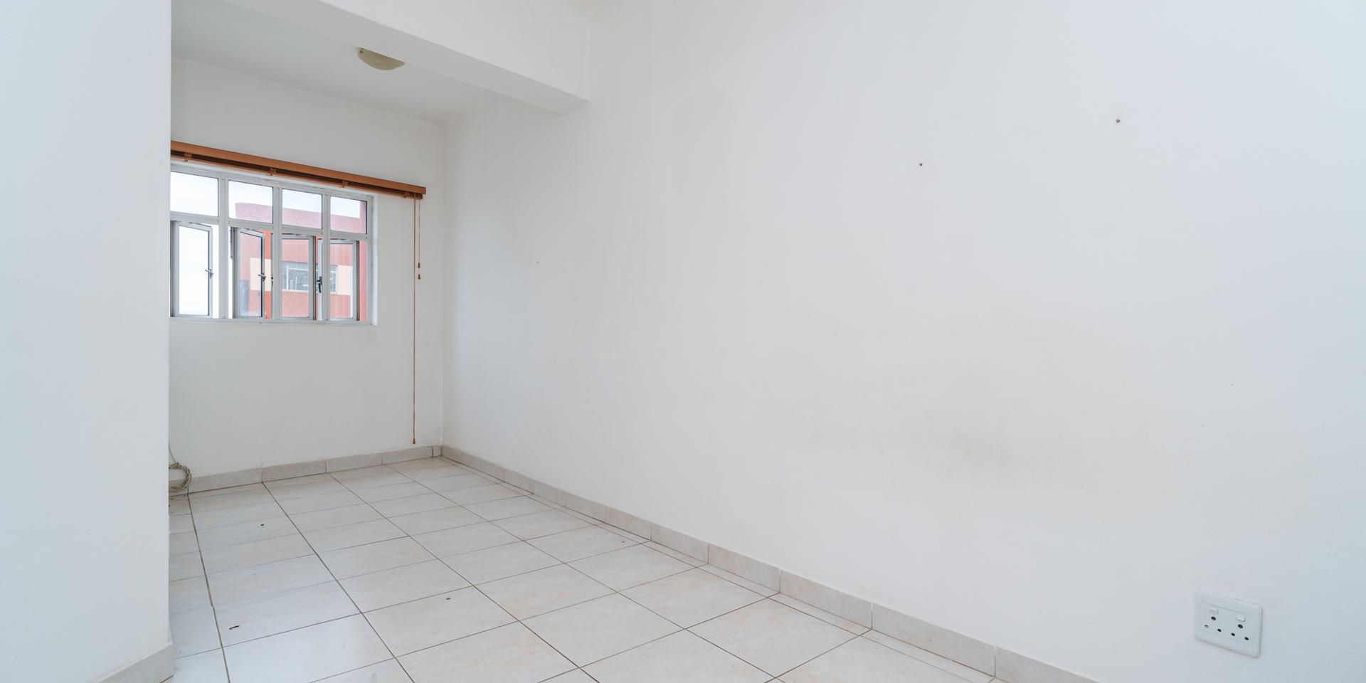 Image 5 of 6