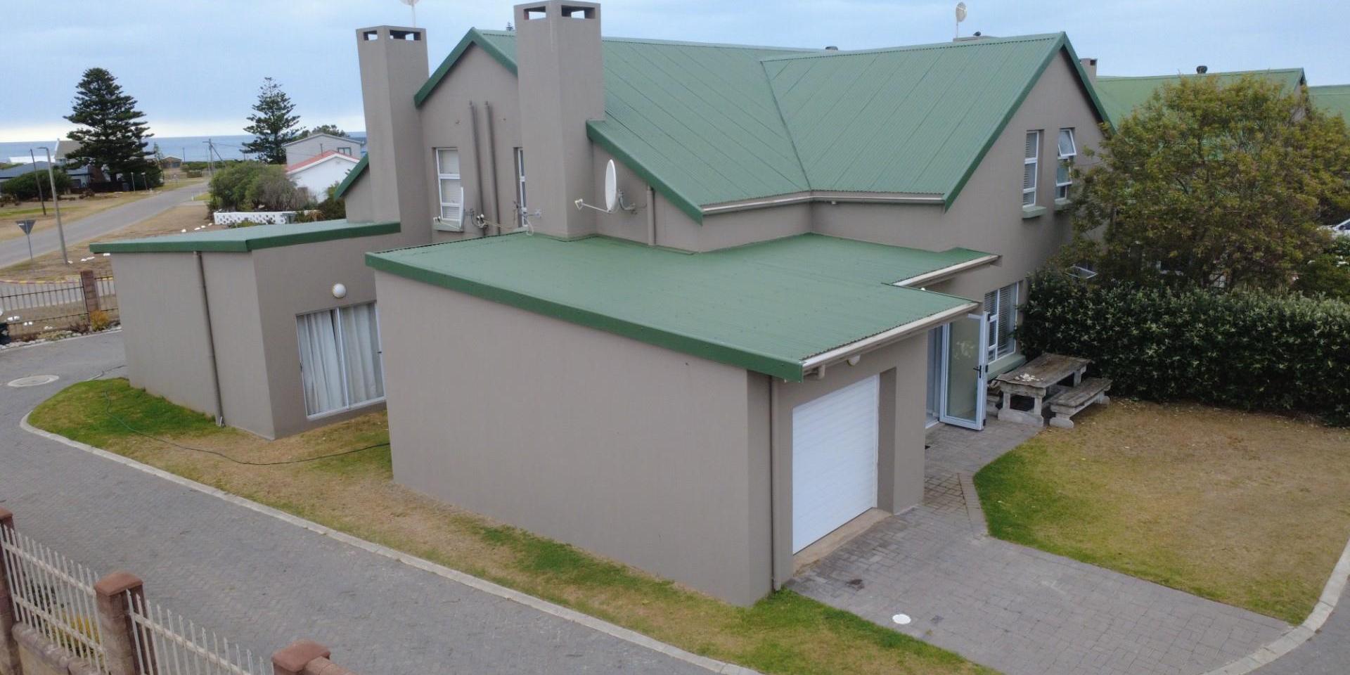 Image 2 of 6