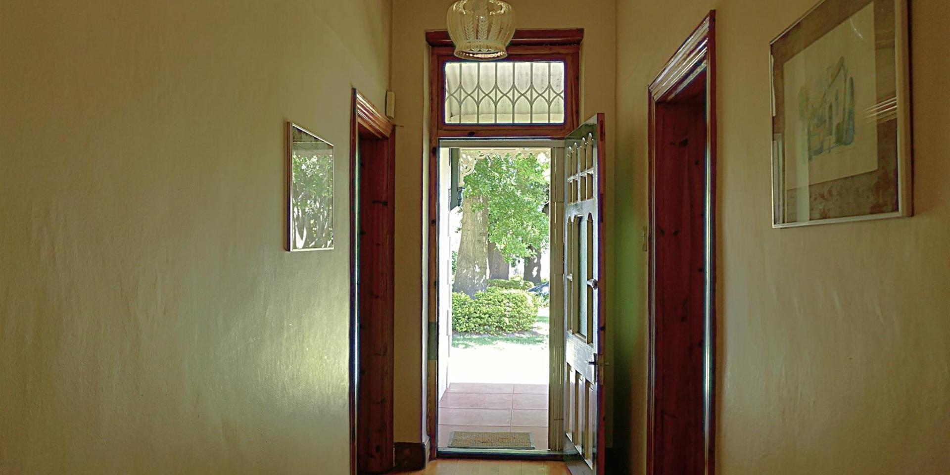 Image 5 of 6